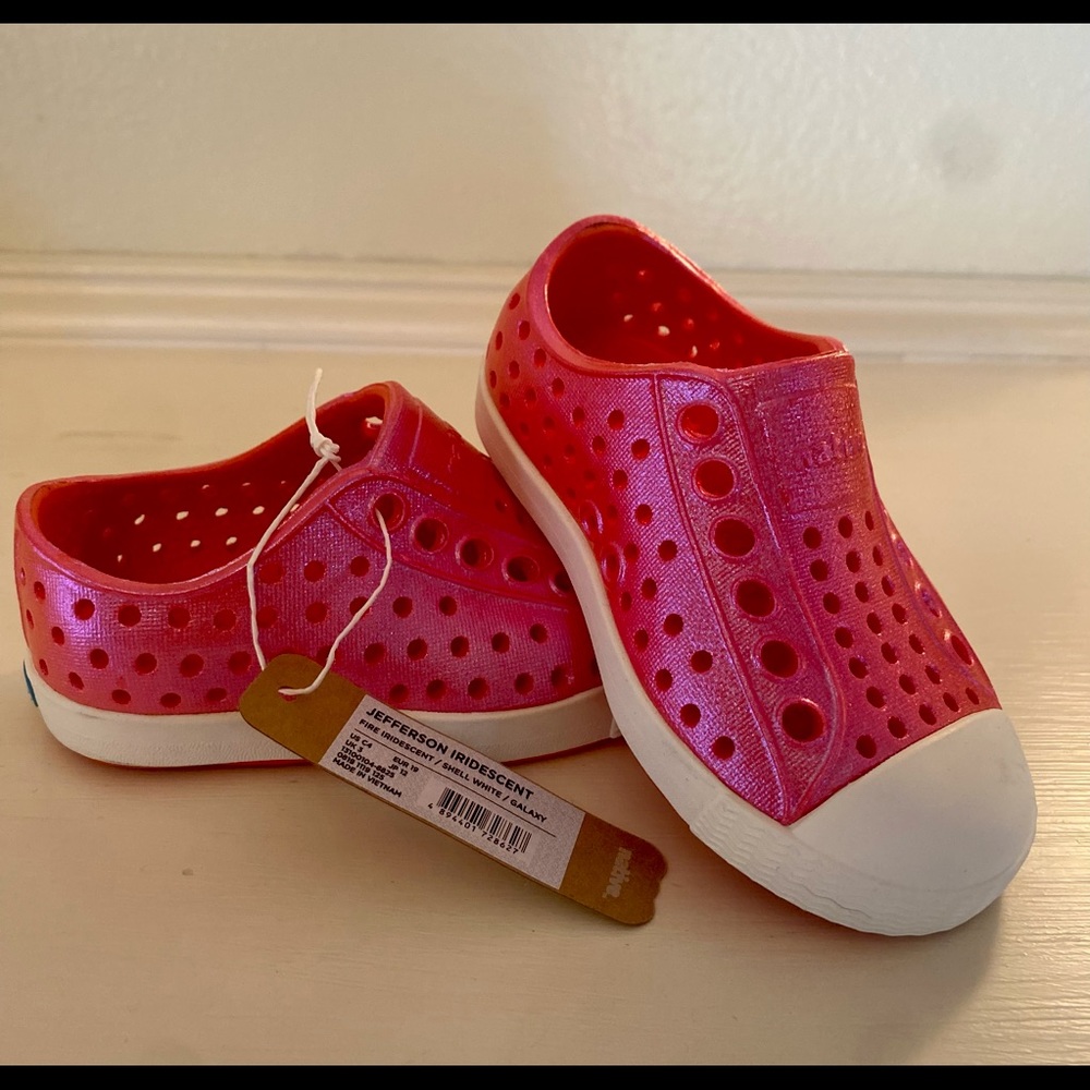 Kids NATIVE - Jefferson Iridescent NWT